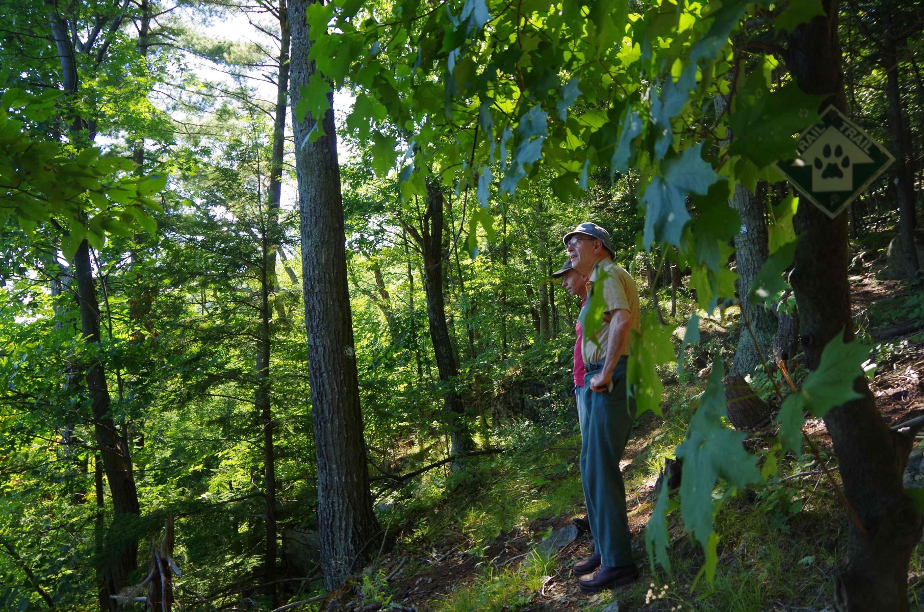 Friday Working Hike @ Rocky Ledges Trail